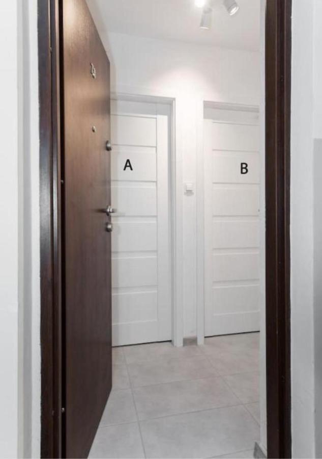 ורשה Superapart Belwederska Room B Ministudio מראה חיצוני תמונה
